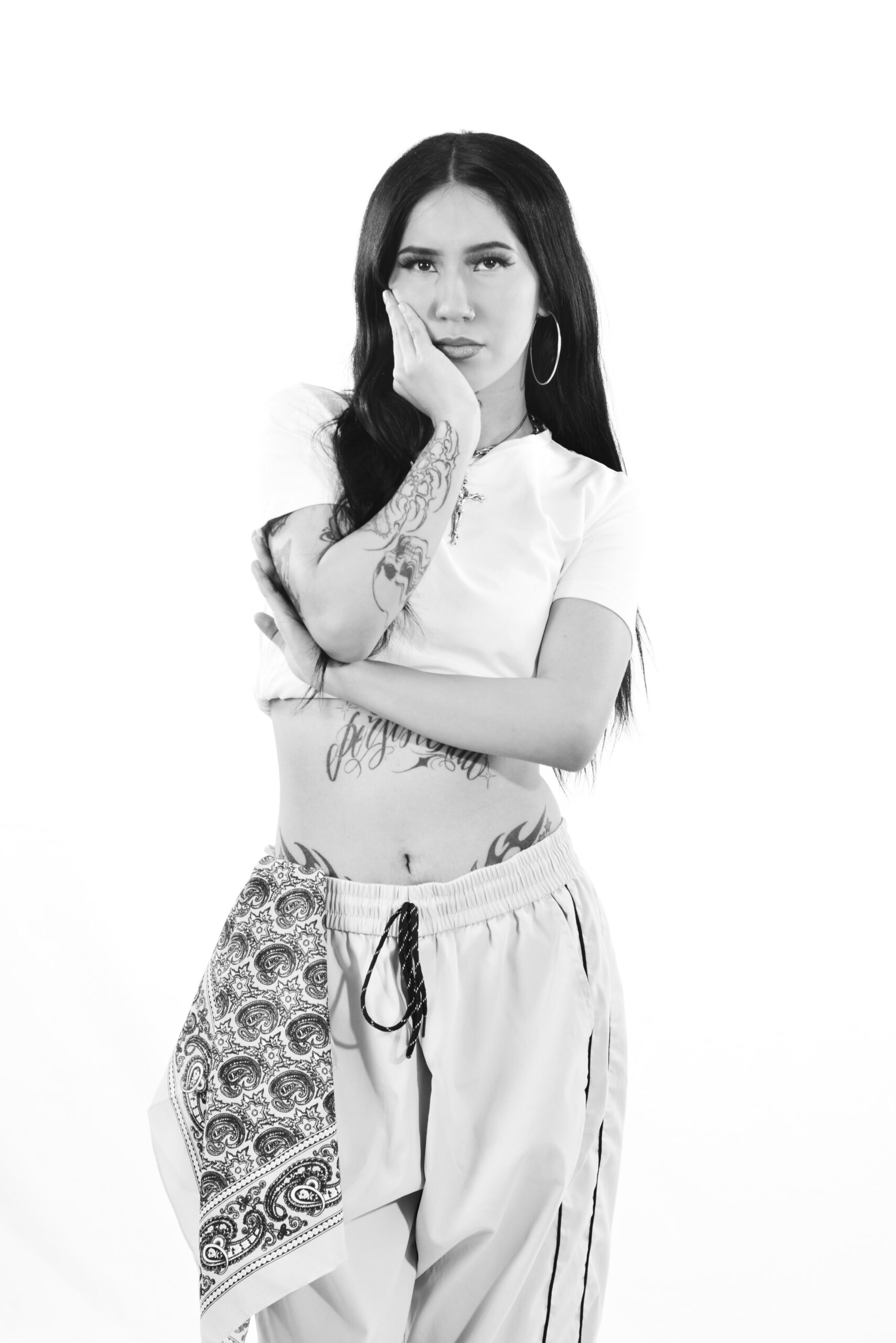 La Importancia de la Luz: Cómo el Maquillaje de Lujo Se Ve Perfecto en Cámara y en Persona